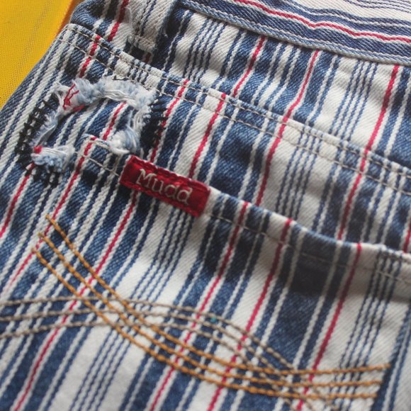 90s Mudd Mini Skirt - Picture 4 of 9